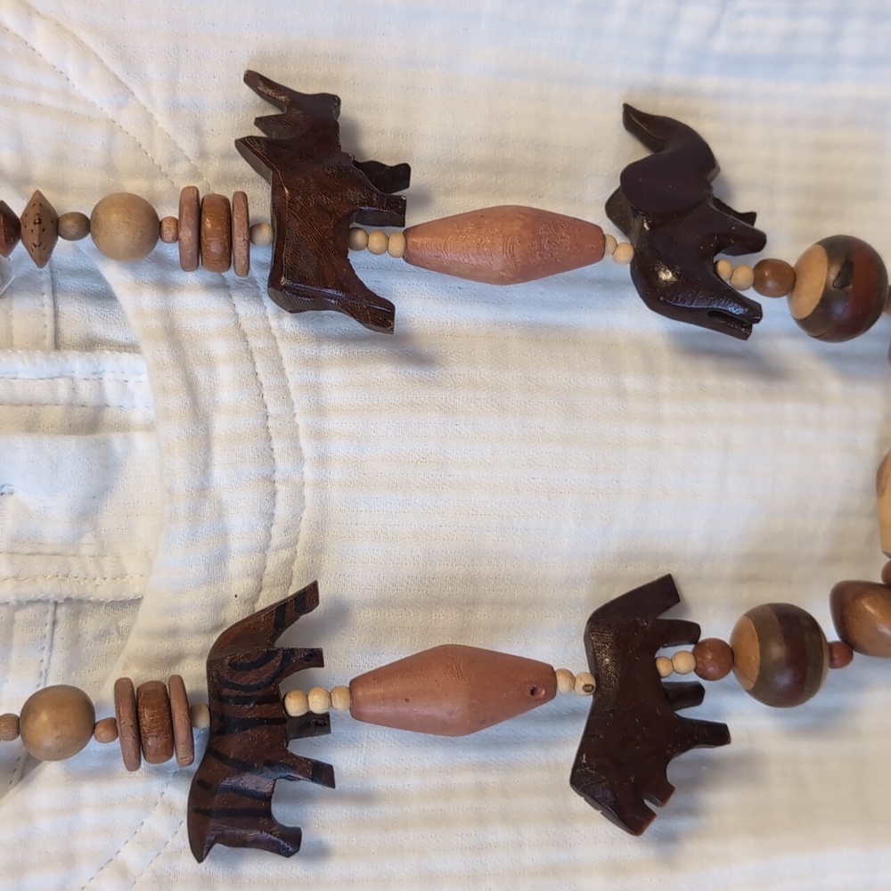 Animal Crackers Wooden Necklace Set - Picture 8 of 9